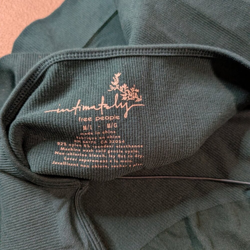 Free People V-Neck Ribbed Brami size M/L - Picture 4 of 5